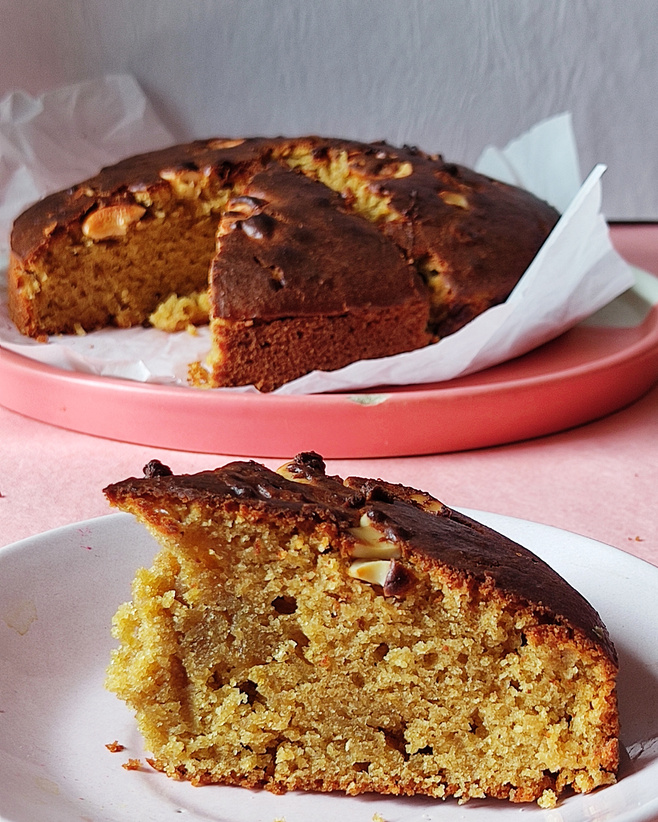 Slice of wheat and Jaggery teacake